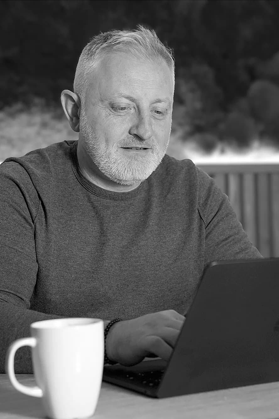 Portrait of Martin Stufi